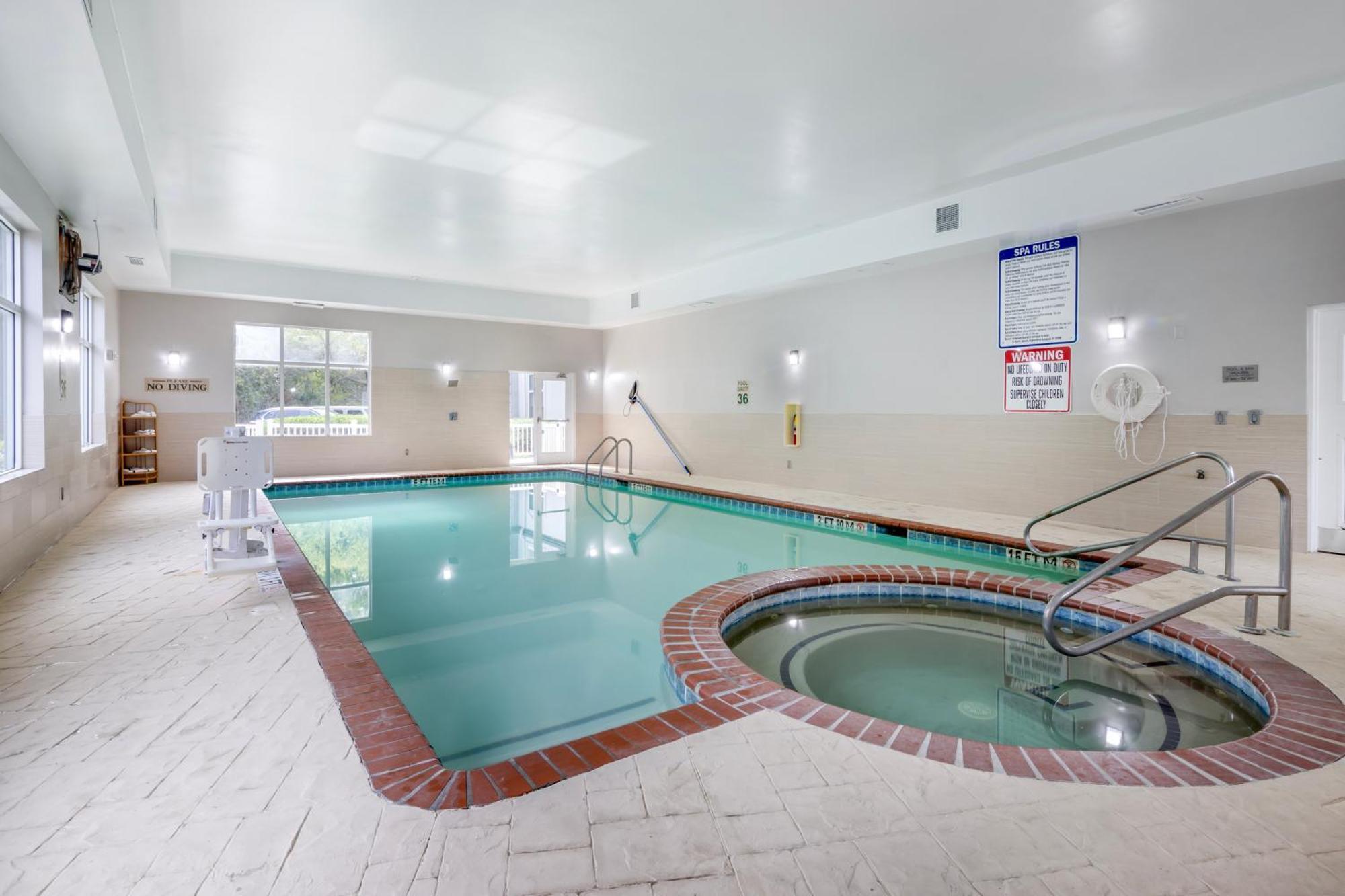 Country Inn & Suites By Radisson, Savannah Airport, Ga Bagian luar foto